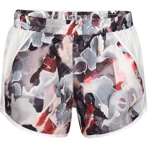 Under Armour - Fly-By - Geperforeerde Damesshort - Lichtgewicht - 10 cm Binnenbeenlengte