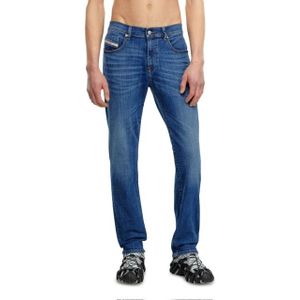 Diesel D-strukt 2019 09k04 regular  tapered fit jeans die