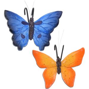 Tuindecoratie bloempothangers vlinder - set 2x - blauw/oranje - kunststeen - 13 x 10 cm - Tuinbeelden