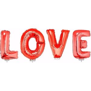 LOVE in opblaasletters rood inclusief stokjes - Ballonnen