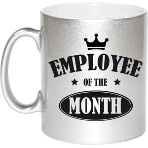 1x stuks collega cadeau mok / beker zilver employee of the month - feest mokken