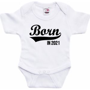 Born in 2021 cadeau baby rompertje wit babys - Rompertjes