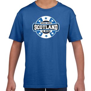Have fear Scotland is here / Schotland supporter t-shirt blauw voor kids - Feestshirts