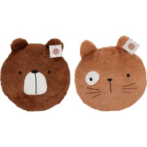 Dieren sierkussen kinderkamer - bruine beer/oranje kat - 32 x 27 cm - polyester - Sierkussens