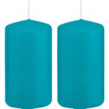 2x Turquoise blauwe woondecoratie kaarsen 6 x 12 cm 40 branduren - Stompkaarsen