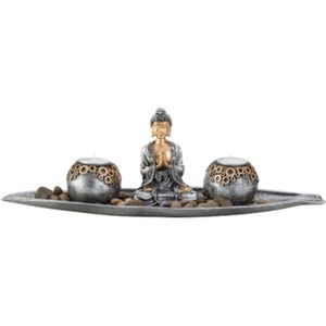Boeddha decoratie beeldje met 2 kaarshouders op schaal - kunststeen - zilver/bruin - 30 x 11 cm