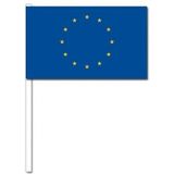 100x Europese fan/supporter vlaggetjes op stok - Vlaggen