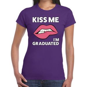 Kiss me i am graduated t-shirt paars dames - Feestshirts