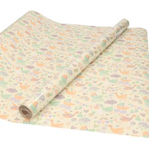 Inpakpapier/cadeaupapier baby - 3x - 200 x 70 cm - pastel geel - met baby items - Cadeaupapier