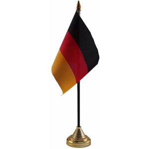 Polyester Duitse vlag voor op bureau 10 x 15 cm - Vlaggen