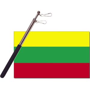 Landen vlag Litouwen - 90 x 150 cm - met compacte draagbare telescoop vlaggenstok - supporters - Vlaggen