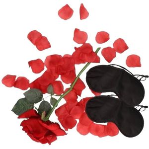 Jubileum/liefdes kado surprise rode roos/rozenblaadjes zwart masker -
