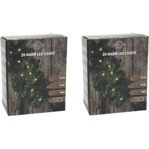 Set van 2x stuks kerst dennenslinger guirlande groen met verlichting 270 cm - Guirlandes