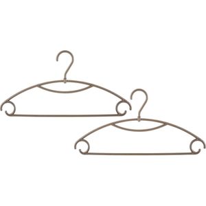 Set van 16x stuks kunststof kledinghangers taupe 40 x 20 cm - Kledingkast hangers/kleerhangers