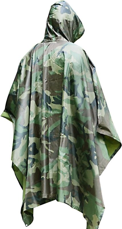 Pakket van 4x stuks camouflage leger print regenponcho's met capuchon voor volwassenen - Herbruikbaar outdoor regenkleding