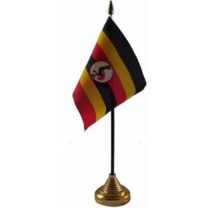 Polyester Oegandese vlag voor op bureau 10 x 15 cm - Vlaggen