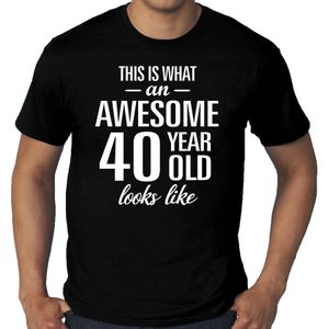 Grote Maten Awesome 40 year old/ 40 jarige t-shirt voor heren zwart - Feestshirts