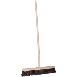 Straatbezem Budget line voor buiten tegels - Harde bezemkop van 50 cm breed - Houten steel van 120cm - Bezem