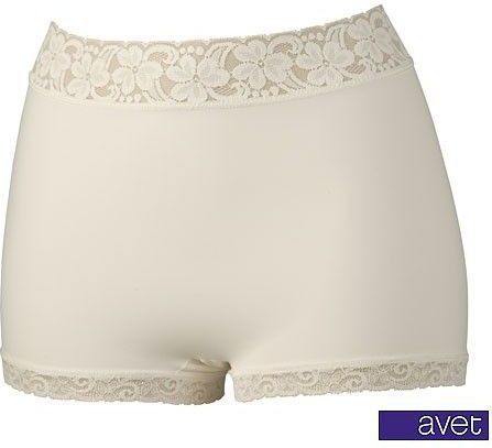 Avet corrigerend short 38145 ivoor