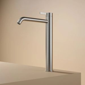 Hotbath Archie Flag AF003H Wastafelkraan Hoog RVS 316 - Geborsteld Gunmetal PVD - Zonder Waste - RVS 316 - Kranen - Wastafelkranen - Opbouw