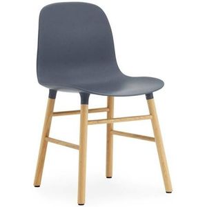 Normann Copenhagen - Form Chair - Stoel - Blauw - Eikenhout
