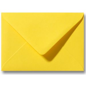 Envelop 11 x 15,6 cm Boterbloemgeel
