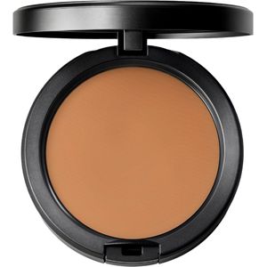 M.a.c Studio Fix Powder plus foundation