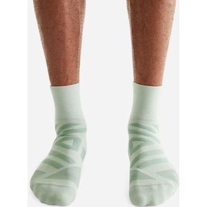 ON Running Performance Mid Sock 1 M Moss | Algae