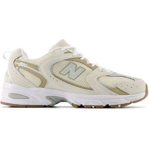 New Balance Unisex 530 in Wit, Suede/Mesh, Maat 42