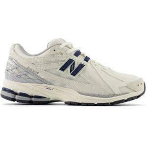 New Balance Unisex 1906R in Grijs, Suede/Mesh, Maat 42.5