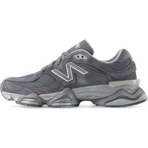 New Balance 9060 magnet