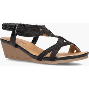 Ella Cruz Reinie Zwart