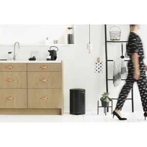 BRABANTIA NewIcon Pedaalemmer 20 L Zwart