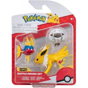 Pokemon Battle Figure Pack - Carvanha, Jolteon & Wooloo