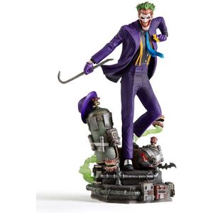 DC Comics: The Joker Deluxe Version 1:10 Scale Statue