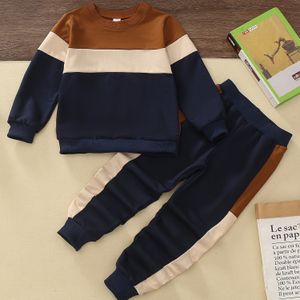 -herfst kinder driekleurig gestikte tweedelige pak met lange mouwen, ideaal voor buiten