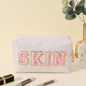Roze "SKIN HAIR" Geborduurde Make-up Tas - Lichtgewicht Cosmetische Pouch met Rits, Draagbare Toiletartikelen Organizer voor Reis & Dagelijks Gebruik, Cosmetische Reis Case