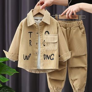 Nieuwe Lente Jongens Draaikraag Met Letters Fluweel Lange Mouw Driedelige Set Herfst Jeugdige Jongen Casual Mode Broekpak, Perfect voor Buiten
