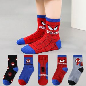 Rood en Zwart 5-Pack Marvel Cartoon Sokken "Ga in ! Kinder Sokken - Breng het Plezier van Web-Swingen naar Kleine !" Kinderen Middenkuit Sokken