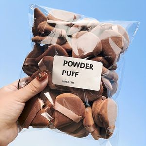 60 stuks Mini Fluweel Driehoek Poeder , Extra Zacht Make-up Blender voor Contour, en Randen, Foundation Blending Sponge Set, Geschikt voor alle Huidtypes