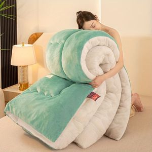 Luxe Kleur Pluizige Dekbed - Moderne Stijl, Drielaags Warmte, Dik Dubbelzijdig Fleece, Antistatisch, Gewatteerd voor Zachtheid, Gezellig Beddengoed voor Studentenkamers & Huizen, Kerstcadeau