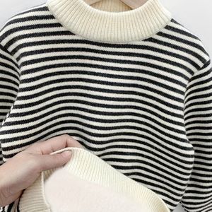 Gevoerde Warme Zwart-Wit Gestreepte Gebreide Trui, Unisex, Basis Casual Klassiek Veelzijdig, Draagbaar als Binnen- of Buitenlaag, Halloween