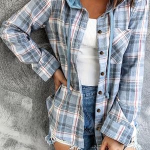 Plus Size, Eén oversized shirt voor vrouwen, mid-length met uniek design, losse pasvorm en modieus ruitpatroon