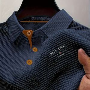 Herenshirt in lichtblauw met korte mouwen en knopen - IJs gladde vezelstof, Korte mouw, Kraag, pasvorm, Casual zomerkleding, Zomerse casual kleding | Overhemd met kraag en knopen | Rekbare stof