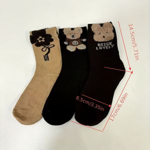 3 Paar Schattige Cartoon Beer Middelkalf Sokken - Beige Teddybeer & Bloemenpatroon, Zwarte Beer met " LOVELY" Tekst, Zachte Polyester Unisex Sokken voor Casual Buitenkleding, Machinewasbaar