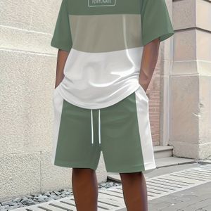 1 Set van 2 stuks 3D Letter Print Modieuze Driekleurige Heren Zomer T-Shirt en Shorts Set, Lichtgewicht Polyester Stof, Ideaal voor Casual Buitenactiviteiten en Familiefeestjes