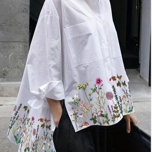 Elegant Women's Floral Print Shirting Blouse With Dipped Hem, Wide Collar, Fashion Shirt For Adults, Shirting Blouses