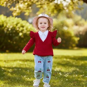 Nieuwe herfstcollectie voor babymeisjes met een kleur lange mouw imitatie tweedelige outfit en kers geborduurd casual rechte pijpje jeans, perfect voor buitenactiviteiten.