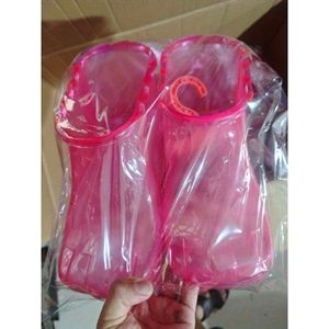 Draagbare voetbad plastic slippers voor mannen en vrouwen, geschikt voor thuisgebruik in de badkamer, waterbesparende voetwasbak.