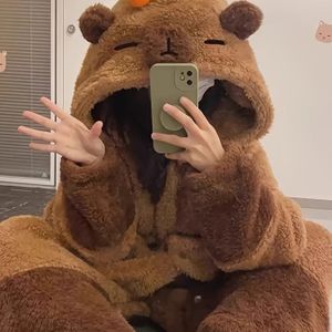 Kapibara Slaapmantel Herfst/Winter Cartoon Schattig Kapibara Fluweel Dames Badjas Thuis Kleding